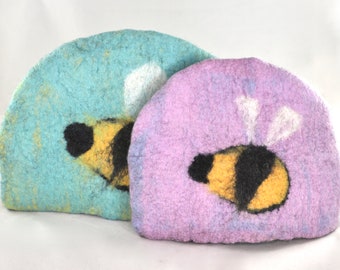 Bumble Bee Tea Cozy, Felted Bee Teapot Cosy, Wool Felted Bee Tea Cozy, BumbleBee Wool Tea Cozy,