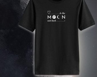 Czarny t-shirt z księżycem i napisem | Koszulka z księżycem, minimalistyczny, niebiański wzór