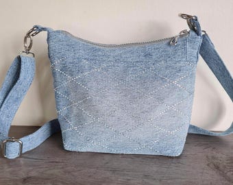 Bolso pequeño de jeans azul claro con pedrería brillante, bolso mensajero pequeño de jeans, bolso pequeño de jeans para niñas con correa, bolso de jeans de regalo para ella