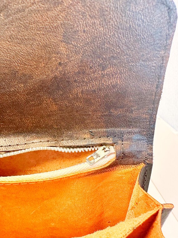 Vintage handmade tooled leather clutch purse made… - image 6