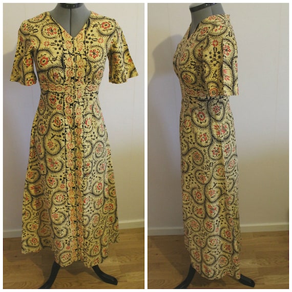 Vintage 70s Dress Women 1970s Goes 40s Block Print Dress 70s Maxidress 70s Dress Block Print Novelty Print Small 1970s Dress Etsy