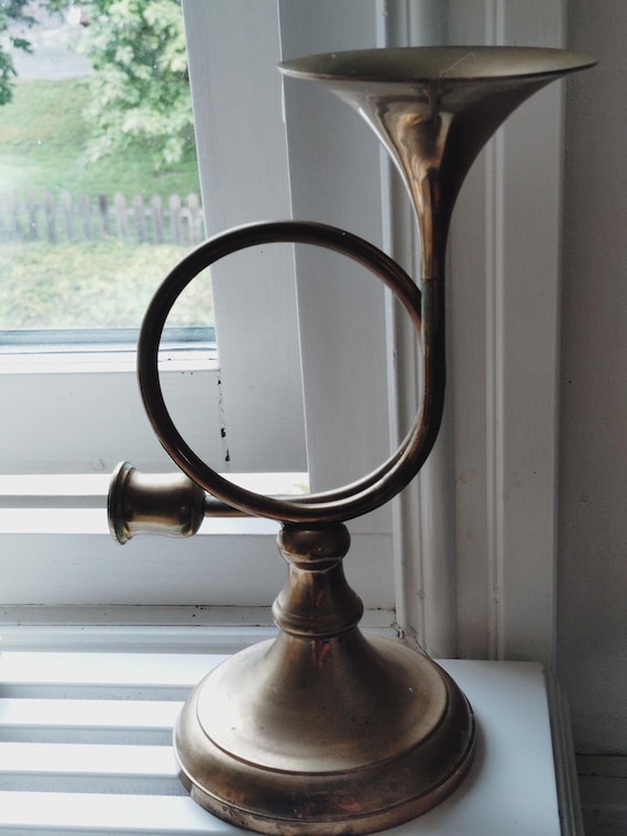 ヴィンテージ真鍮製トランペットキャンドルホルダー：ご自宅や