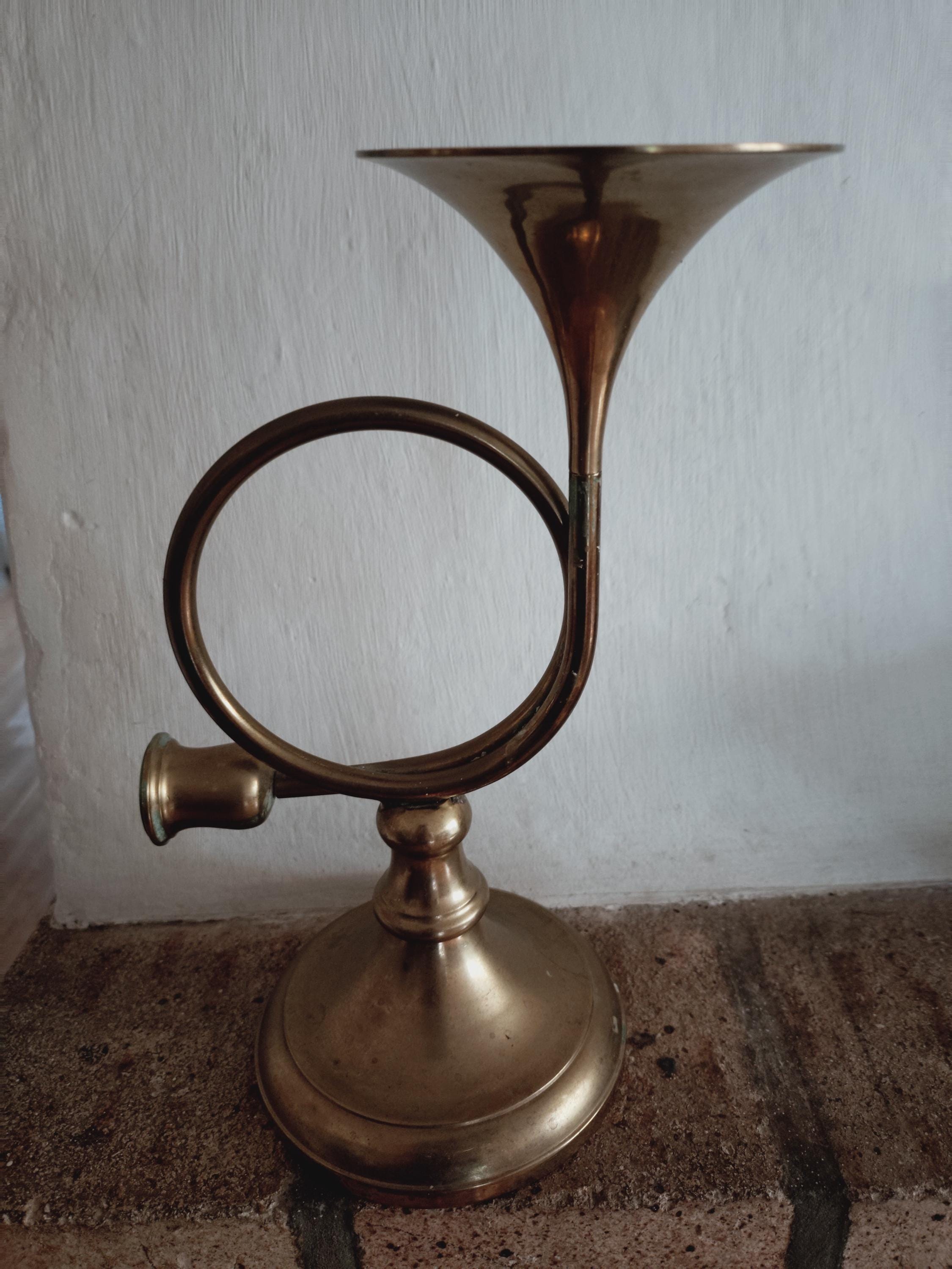 新品　ヴィンテージ 　デンマーク製 トランペット　 真鍮 　キャンドルホルダー 新品 ヴィンテージ デンマーク製 トランペット 真鍮 キャンドル