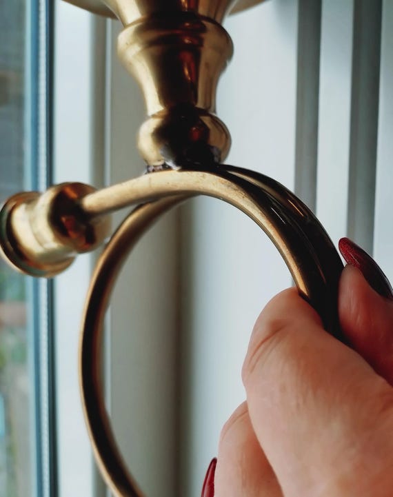 ヴィンテージ真鍮製トランペットキャンドルホルダー：ご自宅や