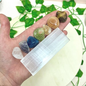 Chakra Balancing Kit- 7 Tumbled Stones (Quartz, Amethyst, Sodalite, Unakite, Citrine, Carnelian, Tiger Eye, Selenite), Beginner Crystal Set
