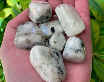 Rainbow Moonstone Tumbled Stone, One Rainbow Moonstone, Energy Stone, Pocket Stone, Feminine Devine, New Beginning, Girl Power, Empowerment