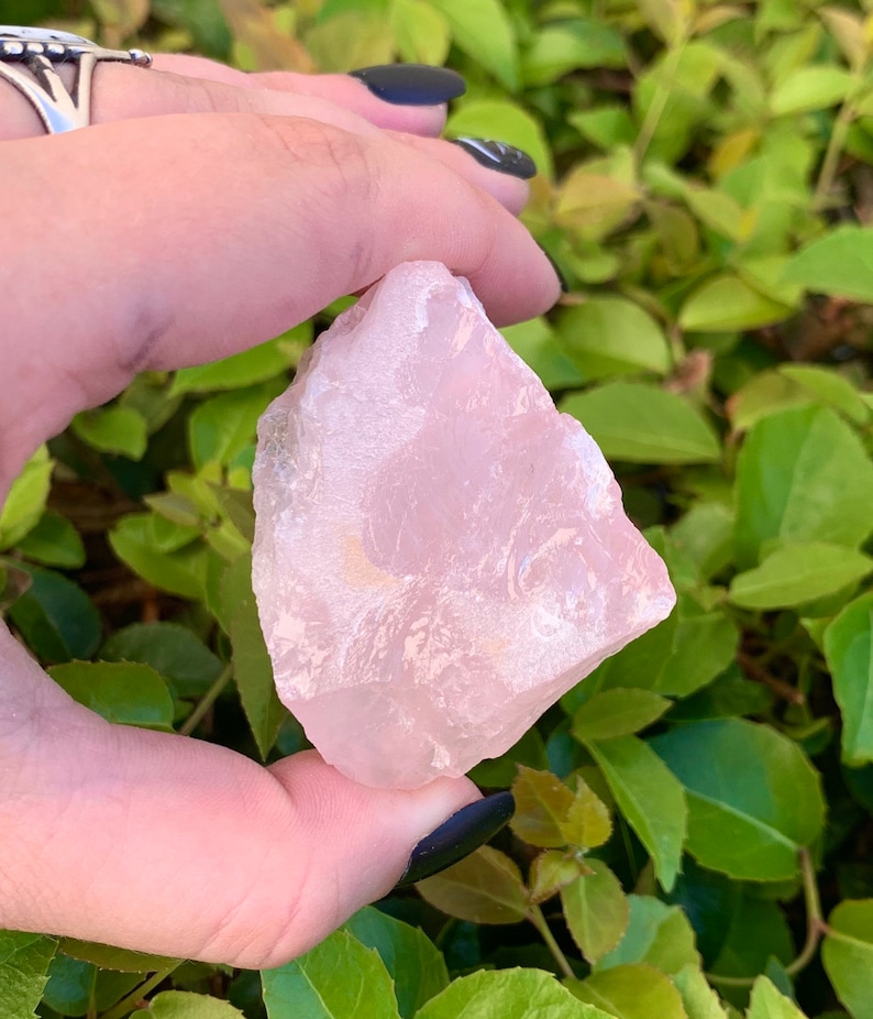 Raw Rose Quartz Stone, Rough Rose Quartz Crystal, Natural Rose Quartz, Heart Chakra, Rose Quartz Specimen, Love Crystal 