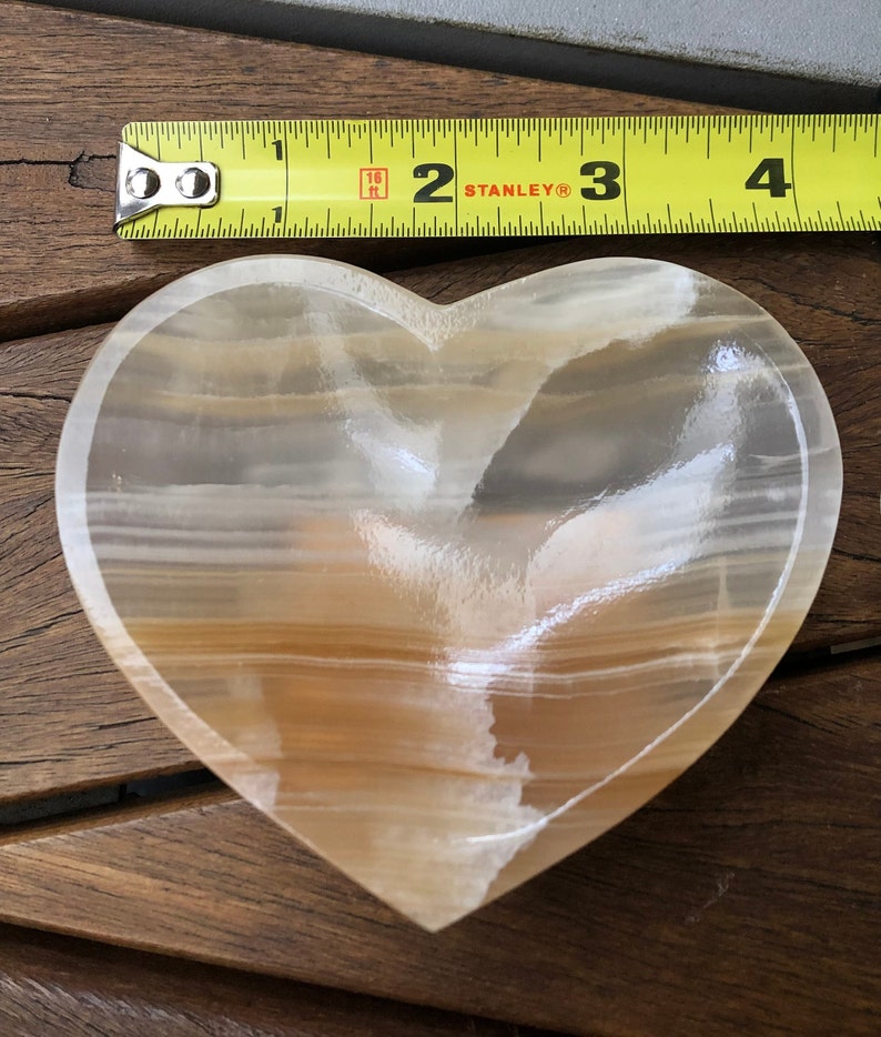 Amber Onyx Heart Shaped Stone Bowl, Crystal Bowl, Meditation Bowl, Heart Shaped Bowl, Jewelry Dish, Charging Bowl, House Warming Gift image 4