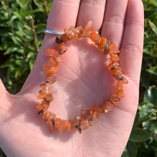 One Carnelian Stone Chip Bracelet, Carnelian Jewelry, Carnelian Bracelet, Stone Bracelet, Healing Bracelet, Sacral Chakra, Dark Orange, Red