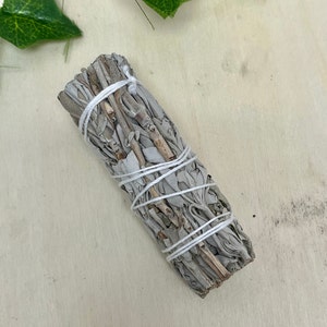Home Cleansing Kit with Sage, Palo Santo, Selenite, House Warming Gift Kit, Protection & Cleansing, Reiki, Meditation, Energy Cleansing, image 4