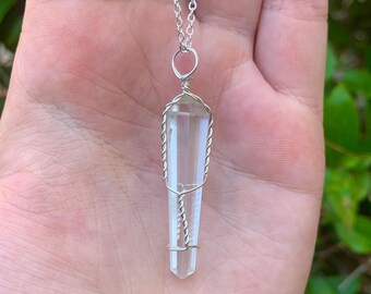 Wire Wrapped Clear Quartz Point Necklace, Terminated Point, Quartz Wire Wrap, Wire Wrap Necklace, Crown Chakra, Healing Stone