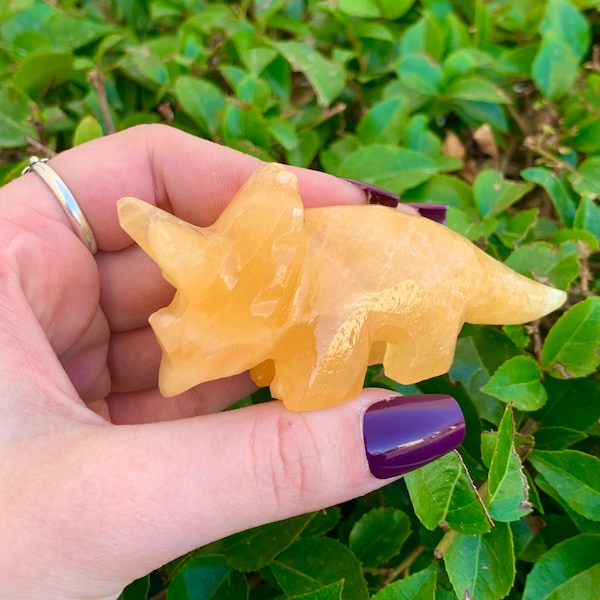 One Small Orange Calcite Small Triceratops, Calcite Dinosaur, Dinosaur Carving, Triceratops, Dino, Onyx Carving, Jurassic Park