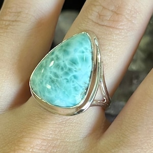 Teardrop Larimar Sterling Silver Ring, Ocean Blue Stone, Statement Ring, Dominican Republic, Throat Chakra, Healing Energy, Happiness, ASJ