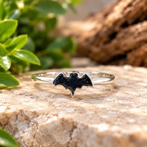 Black Tourmaline Bat Ring, Stackable Ring, Shiny Bat Ring, Bat Shape Ring, Root Chakra, Halloween Theme, Bat Jewlery, Gothic, Dainty Ring