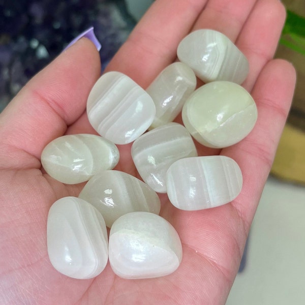 One White Calcite Tumbled Stone, Crown Chakra, Calcite, Energy Healing, Healing Energy, White Onyx Pocket Stone, Meditation, Reiki Tool, MM