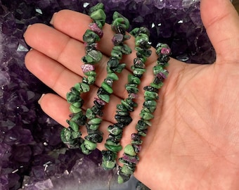 Ruby Zoisite Chip Bracelet, Ruby Zoisite Stretch Bracelet, Green Pink Bracelet, Stone Bracelet, Round Beaded Bracelet, Love Stone, AONJ