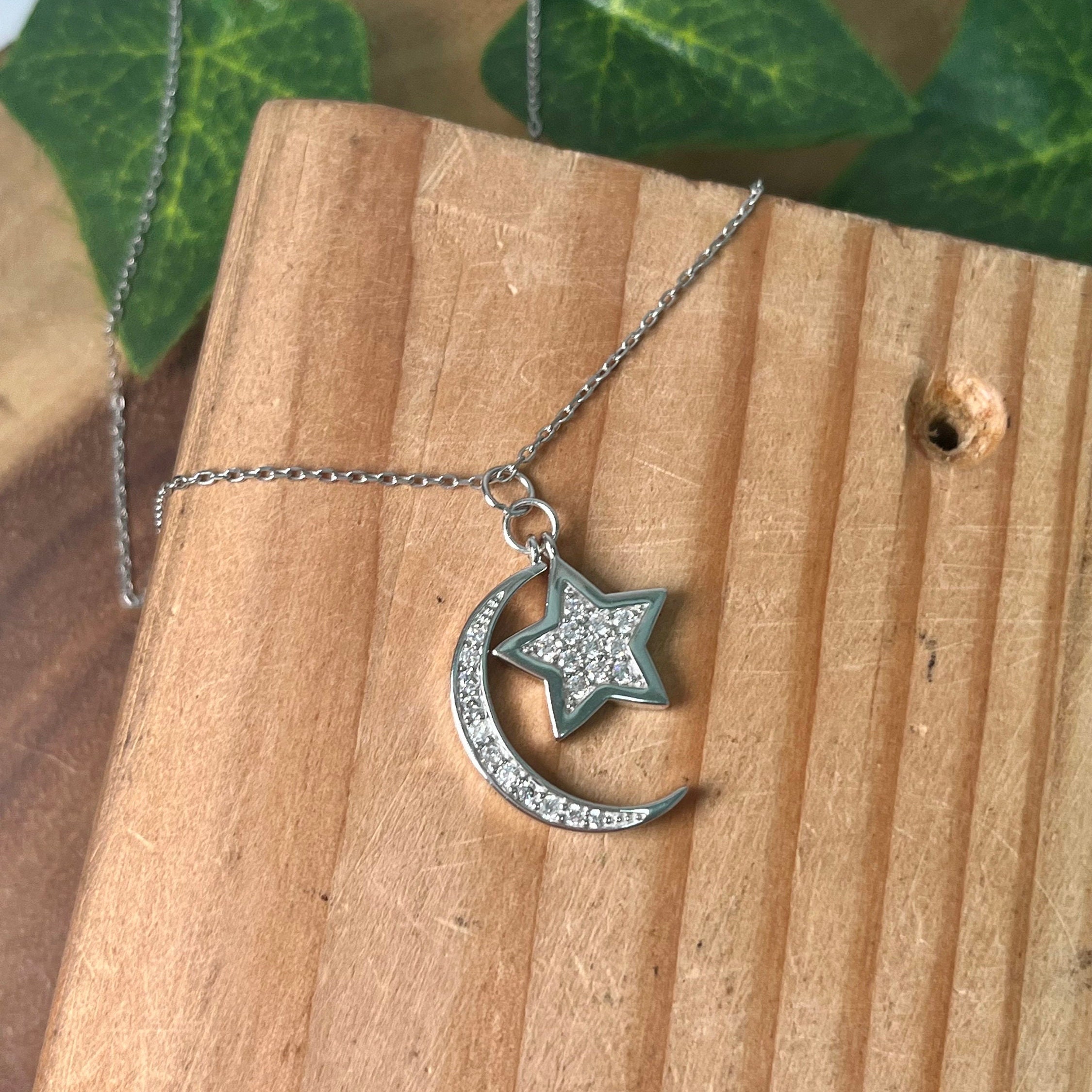 Moon & Star 925 Sterling Silver Pendant Adjustable Chain