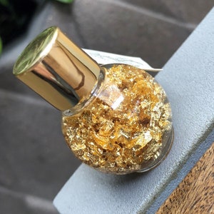 Gold or Silver Bottle, Gold Flakes, Silver Flakes, Collectors Item, Cute Bottle, Childrens Gift, Treasure, Stocking Stuffer, STEM, Geology