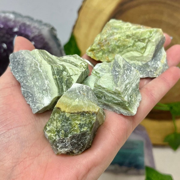 One Rough Serpentine Chunk, Raw Serpentine, Natural Serpentine, Healing Crystal, Heart Chakra, Unpolished Stone, Growth Stone, Inner Peace