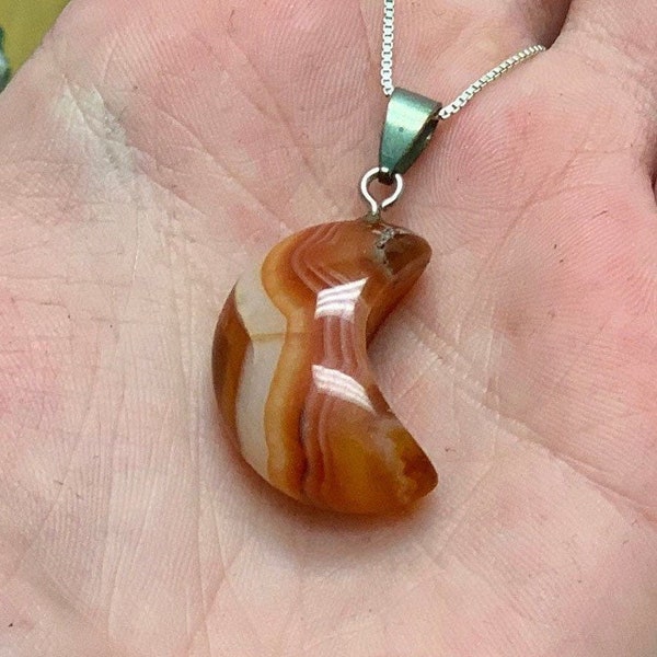 Carnelian Puffy Moon Shape Pendant, Moon Pendant, Carnelian Necklace, Sacred Chakra, Confidence Stone, Dainty Moon, Orange Crystal, SFG