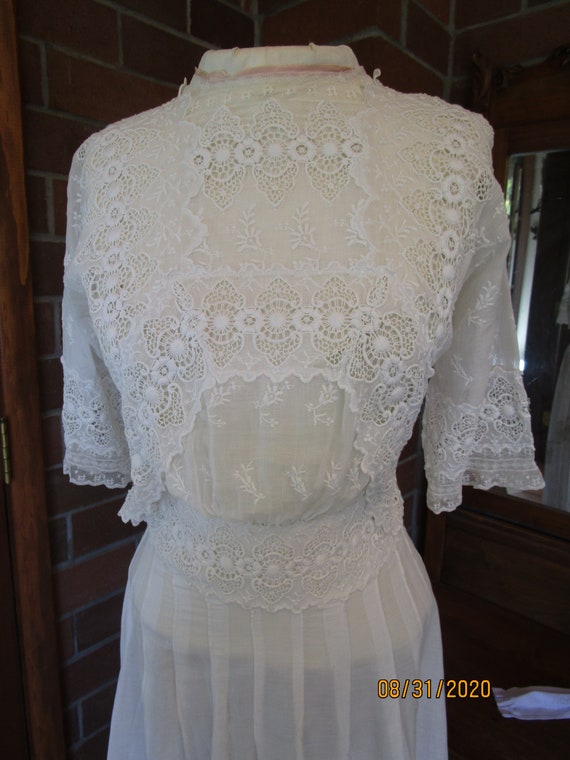 Exquisite 1910 wedding dress lawn cotton eyelet