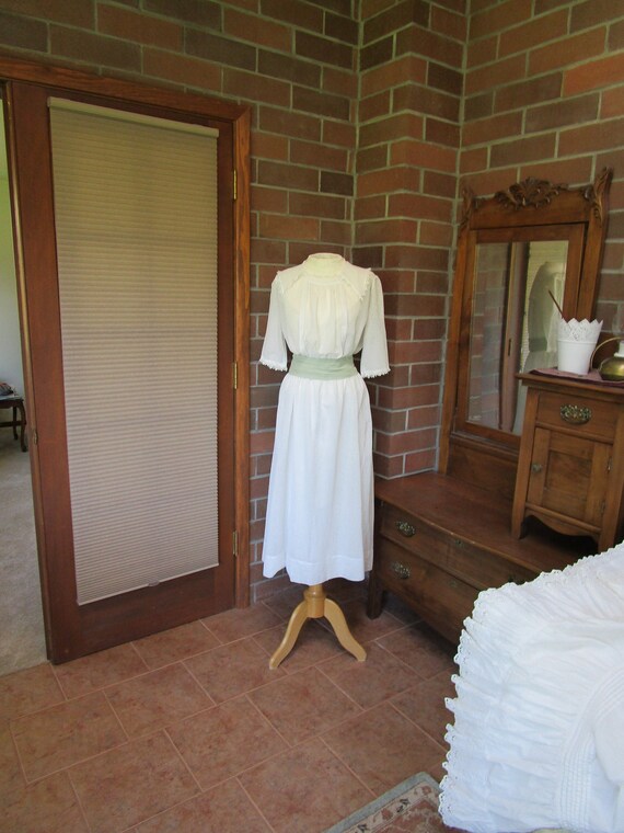 Edwardian 1914 Lawn dress