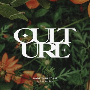 Peut inclure: Texte blanc sur un fond floral vert et orange, il est &eacute;crit "CULTURE" avec le texte "MADE WITH COAST by Sans And Sons" en dessous.