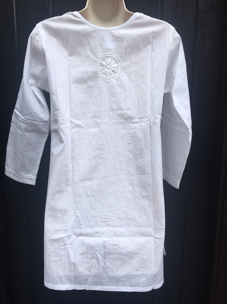 Embroidered cotton short kurta kurti white short Summer tunic White cotton beach suncover Bust 36 in White cotton Indian Tunic Top
