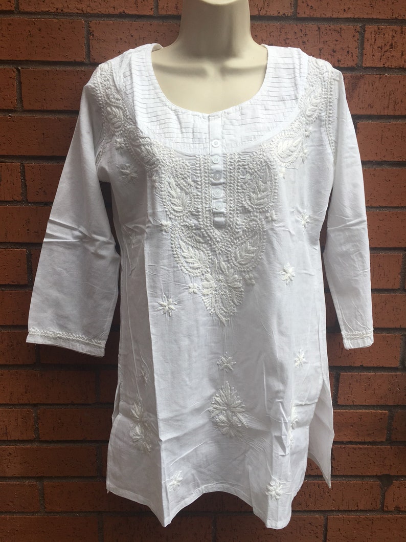 Embroidered cotton short kurta kurti white short Summer tunic White cotton beach suncover Bust 36 in White cotton Indian Tunic Top