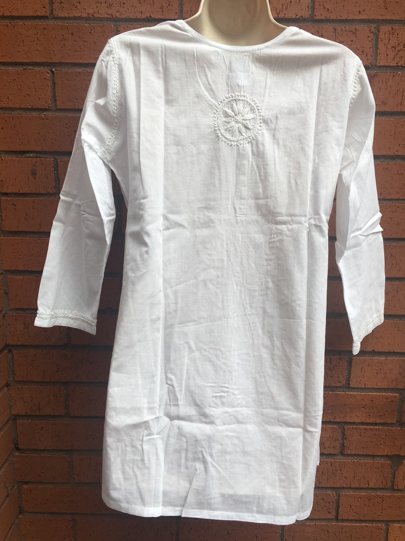 Embroidered cotton short kurta kurti white short Summer tunic White cotton beach suncover Bust 36 in White cotton Indian Tunic Top