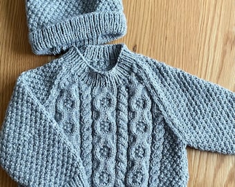 Baby jumper and hat set