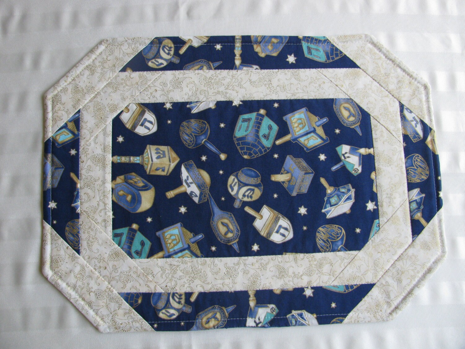 Hanukkah Patchwork Quilted Place Mat GFTOTG3024 main image 0