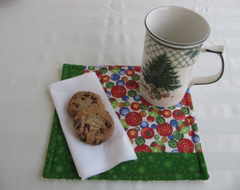 CHRISTMAS ORNAMENT Mug Rug