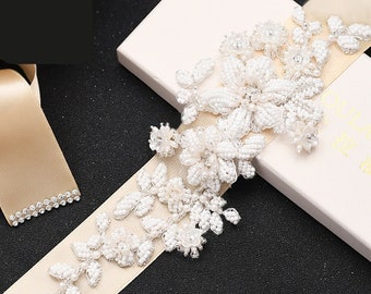 GRACE // floral pearl white beads bridal belt sash • wedding belt applique • wedding dress belt •pearl bridal belt • white flower dress belt