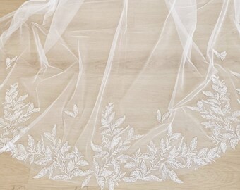 JENNA // Langer Kathedralenschleier mit modernen Spitzendetails, einzigartiger Hochzeitsschleier, Brautschleier aus Spitze, glitzernder Spitzenschleier, Pailletten-Brautschleier