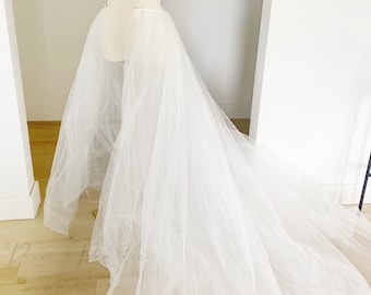 BIANCA //Simple Tulle Wedding Overskirt, simple wedding bridal skirt train,add on dress train, removable detachable wedding dress over skirt