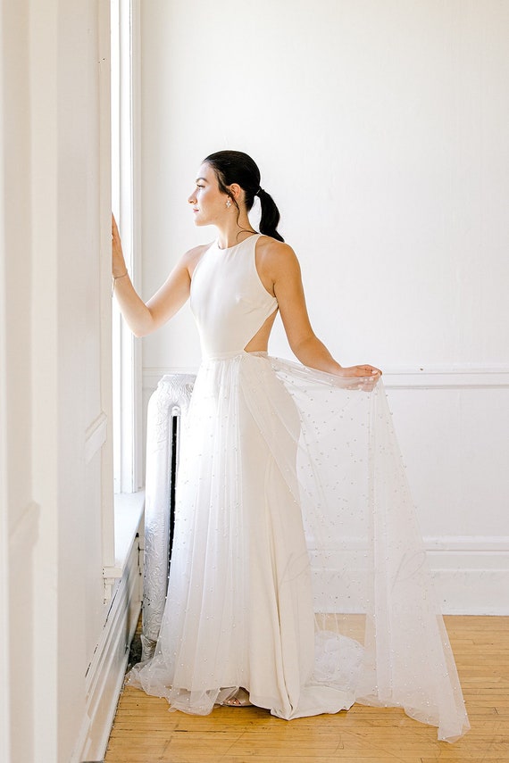 ALAINA //modern Tulle Pearl Wedding Overskirt,pearl Core Wedding