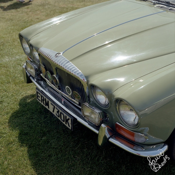 Classic Daimler Sovereign - Car Photograph by Pro Photographer. Decorative Classic British Wall Art Print. Professionally Printed Jaguar XJ6