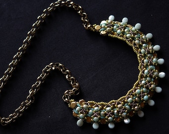 Mom's Favorite Honeycomb Necklace Tutorial