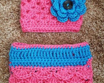 Crochet 0-3 month ruffle bottom diaper cover and hat photography prop set