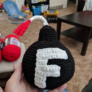 Crochet F bomb