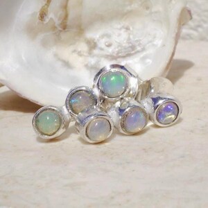 Pendientes de barra de ópalo de tres piedras: plata 925, tachuelas de ópalo de fuego macizo