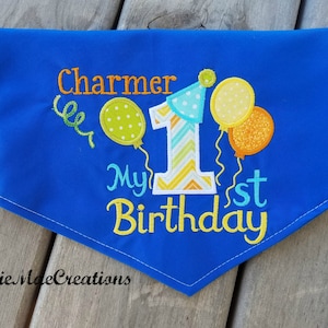 Bandana pour chien d’anniversaire avec année de naissance appliquée 1-9 et ballons - écharpe pour chien d’anniversaire personnalisée - accessoires de fête pour chiens