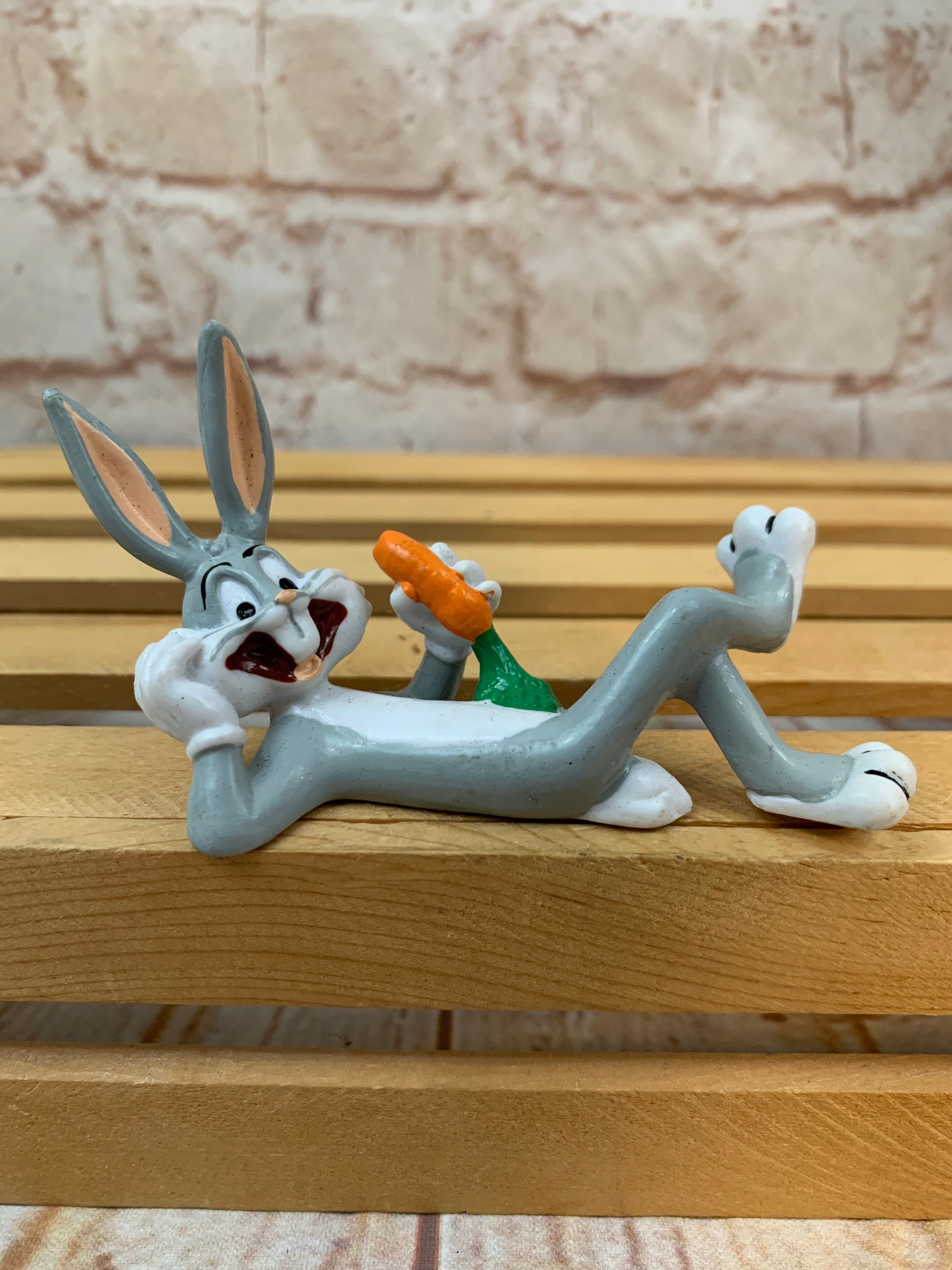 Figura de PVC vintage de Bugs Bunny de 1988: Juguete de Looney