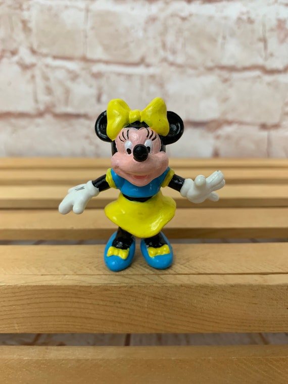 Vintage Disney Minnie Mouse Miniature Figurines Toys Figures 