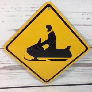 Mini letrero metálico amarillo "Snowmobile Xing" para "Precaución al cruzar la máquina de nieve", 15 x 15 cm o 30 x 30 cm (nuevo) (2 tamaños disponibles)