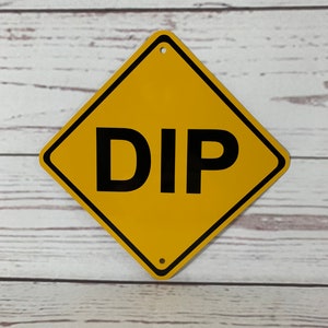 DIP Metal Amarillo Precaución Rough Bumpy Road Street Sign 6"x6" o 12"x12" NUEVO (2 tamaños disponibles)