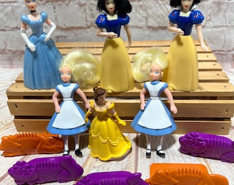Vintage 1995 Lot of 6 Walt Disney Masterpiece VHS Figures McDonald's Happy Meal Toys Snow White - Alice in Wonderland - Belle - Cinderella