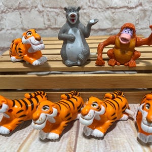 Vintage 1989 Lot of 7 Disney Jungle Book McDonald&#39;s Happy Meal wind-up toys lot