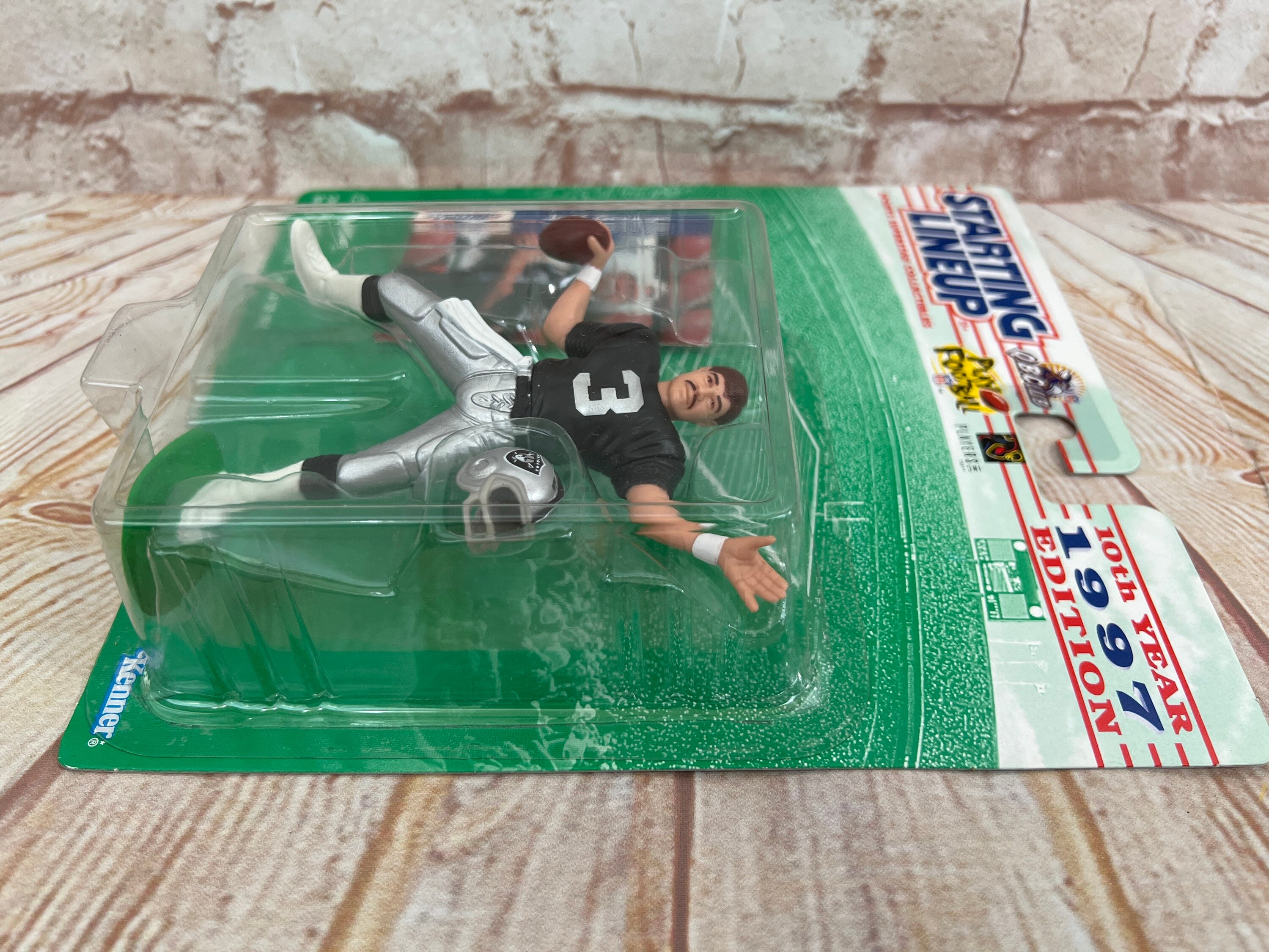 Vintage 1997 Jeff George Oakland Raiders Action Figure - Starting